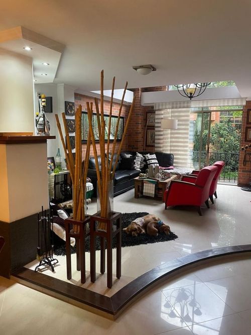 Casa de 5 alcobas en venta en Sabaneta Real, Sabaneta, 380 m² · foto 9 de 24