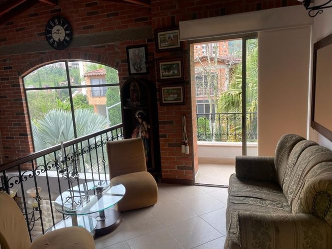 Casa de 5 alcobas en venta en Sabaneta Real, Sabaneta, 380 m² · foto 13 de 24