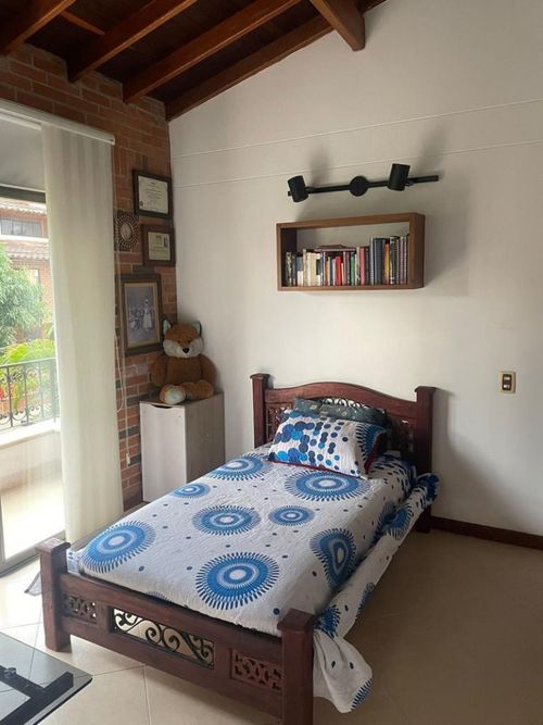 Casa de 5 alcobas en venta en Sabaneta Real, Sabaneta, 380 m² · foto 18 de 24