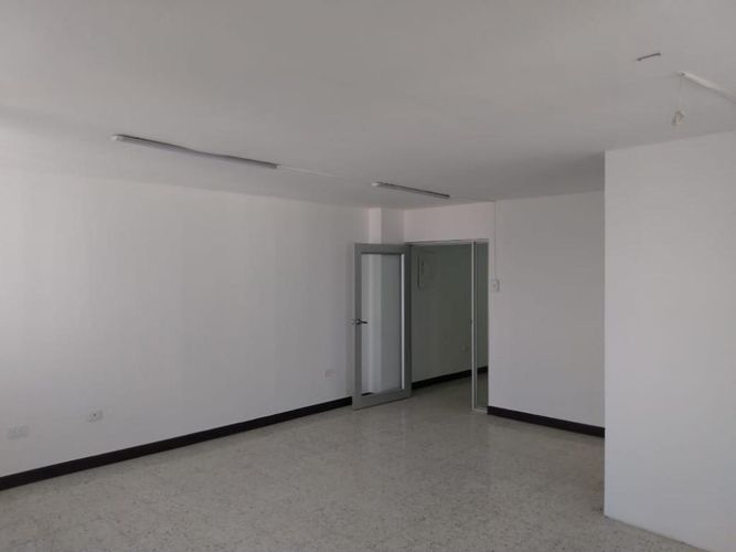 Oficina en arriendo en El Centro, Cartagena, 68 m² · foto 4 de 7