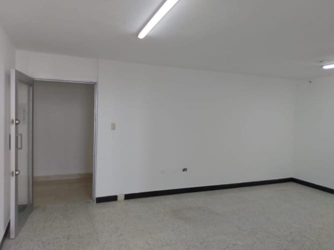 Oficina en arriendo en El Centro, Cartagena, 68 m² · foto 5 de 7