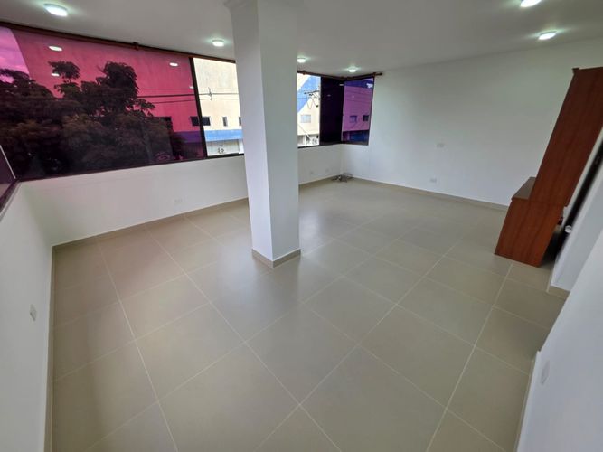 Oficina en arriendo en San Vicente, Cali, 50 m² · foto 8 de 17