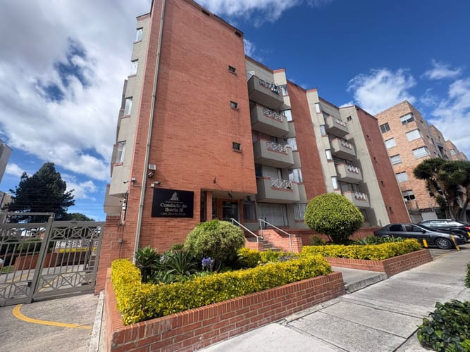 Apartamento en venta en Prado Veraniego, Bogotá · foto 2 de 18
