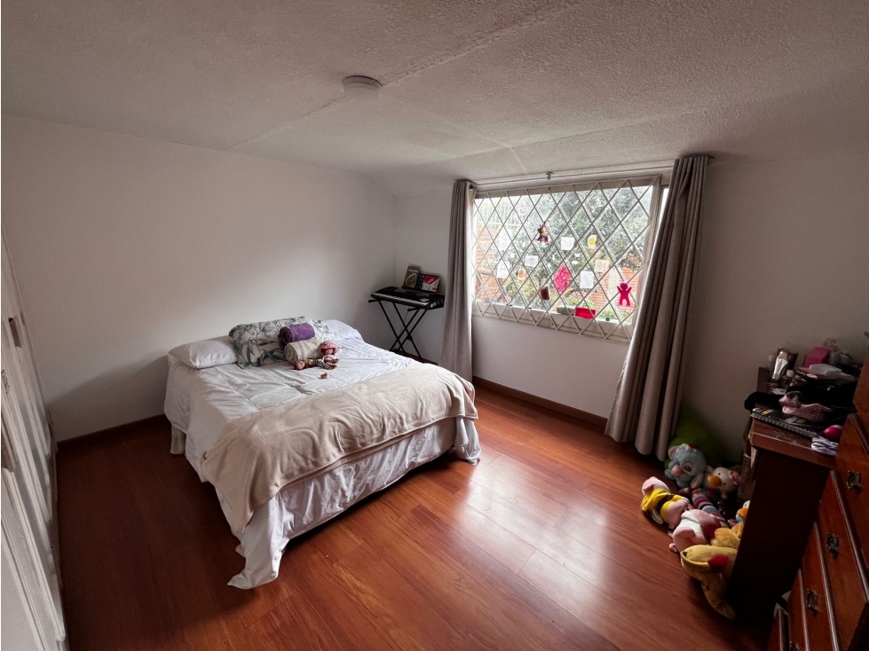 Casa en venta en Alhambra, Bogotá · foto 11 de 24