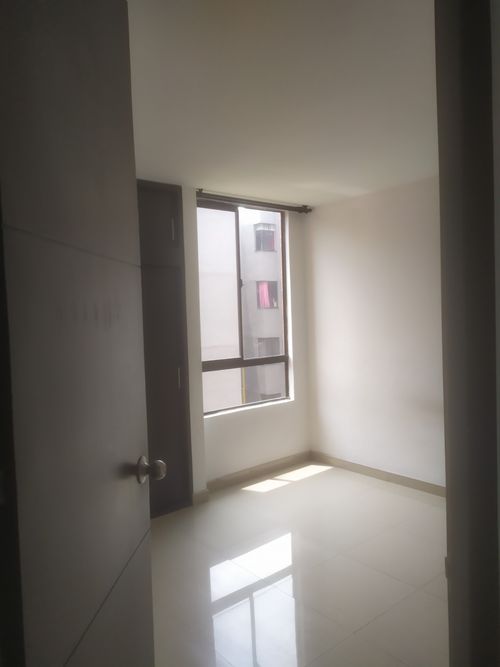 Apartamento de 3 alcobas en venta en Uaecd 007, Soacha, 53 m² · foto 9 de 15