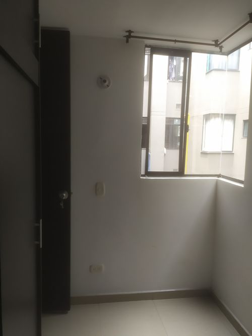 Apartamento de 3 alcobas en venta en Uaecd 007, Soacha, 53 m² · foto 12 de 15