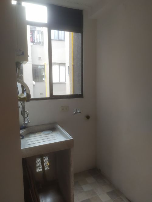 Apartamento de 3 alcobas en venta en Uaecd 007, Soacha, 53 m² · foto 15 de 15