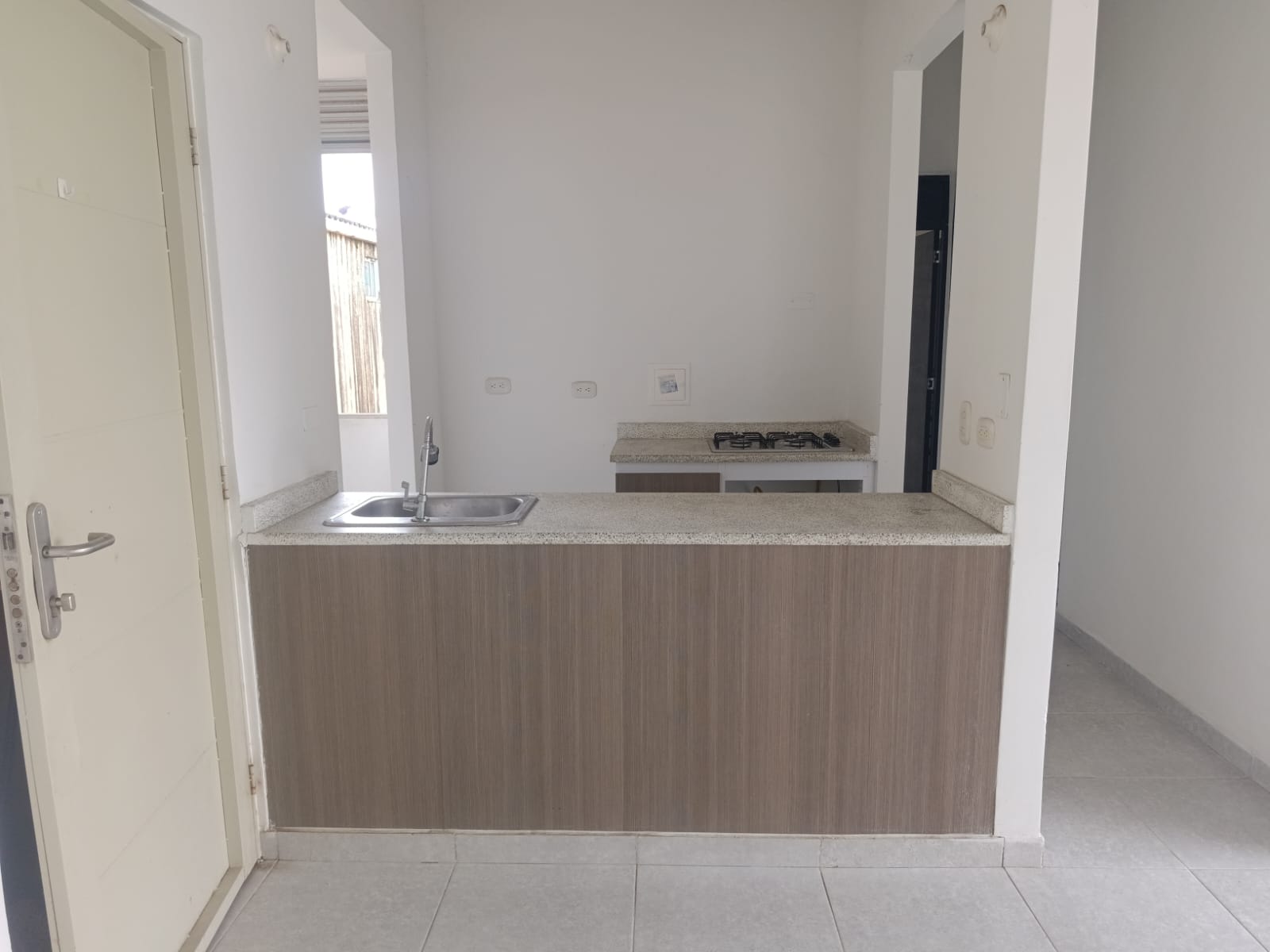 Apartamento en venta en Cr Okavango, Villavicencio · foto 3 de 14