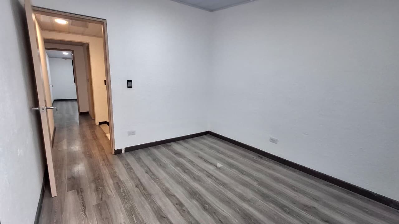 Casa en venta en Villa Del Rio, Bogotá · foto 2 de 24