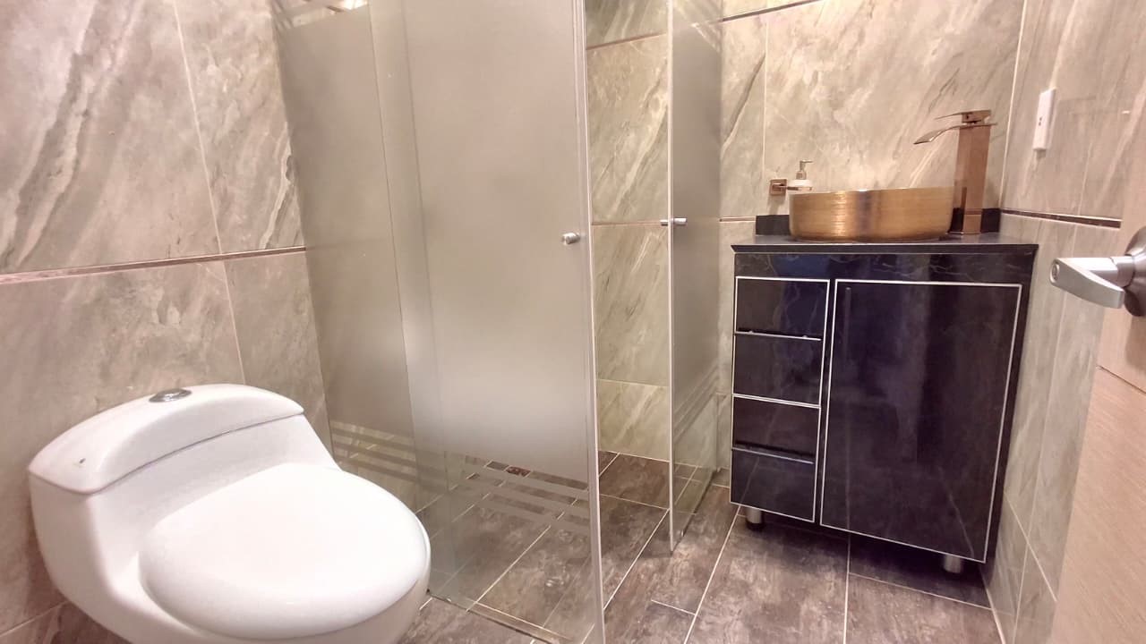Casa en venta en Villa Del Rio, Bogotá · foto 3 de 24