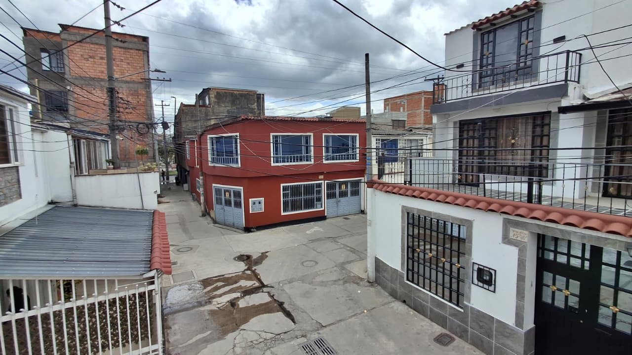 Casa en venta en Villa Del Rio, Bogotá · foto 6 de 24