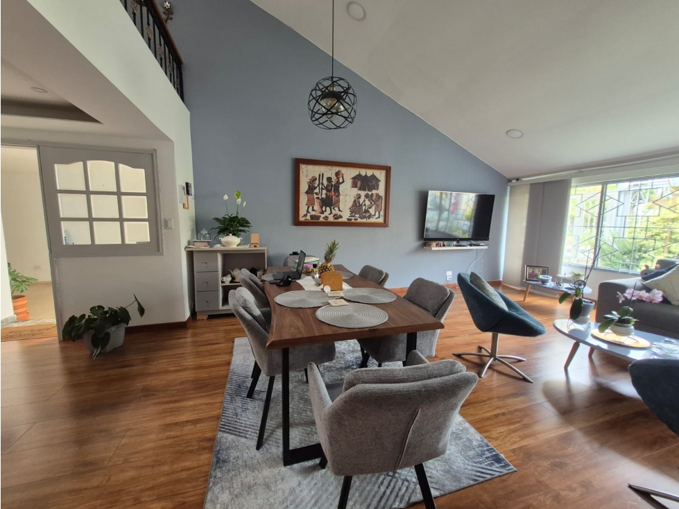Casa en venta en La Floresta, Bogotá · foto 3 de 24