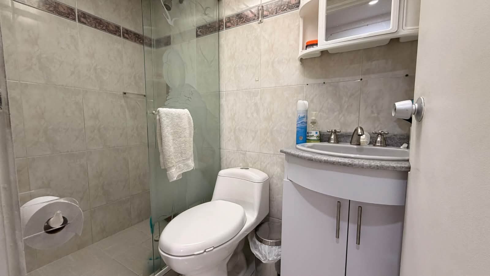 Apartamento en venta en Laureles, Medellín · foto 12 de 15