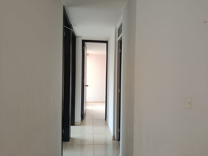 Apartamento de 3 alcobas en venta en Conjunto Residencial Zaragoza Ii, Madrid, 63 m² · foto 9 de 23