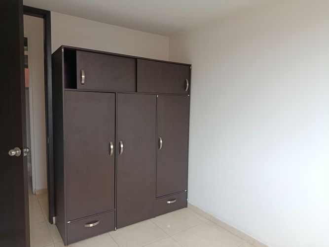 Apartamento de 3 alcobas en venta en Conjunto Residencial Zaragoza Ii, Madrid, 63 m² · foto 13 de 23