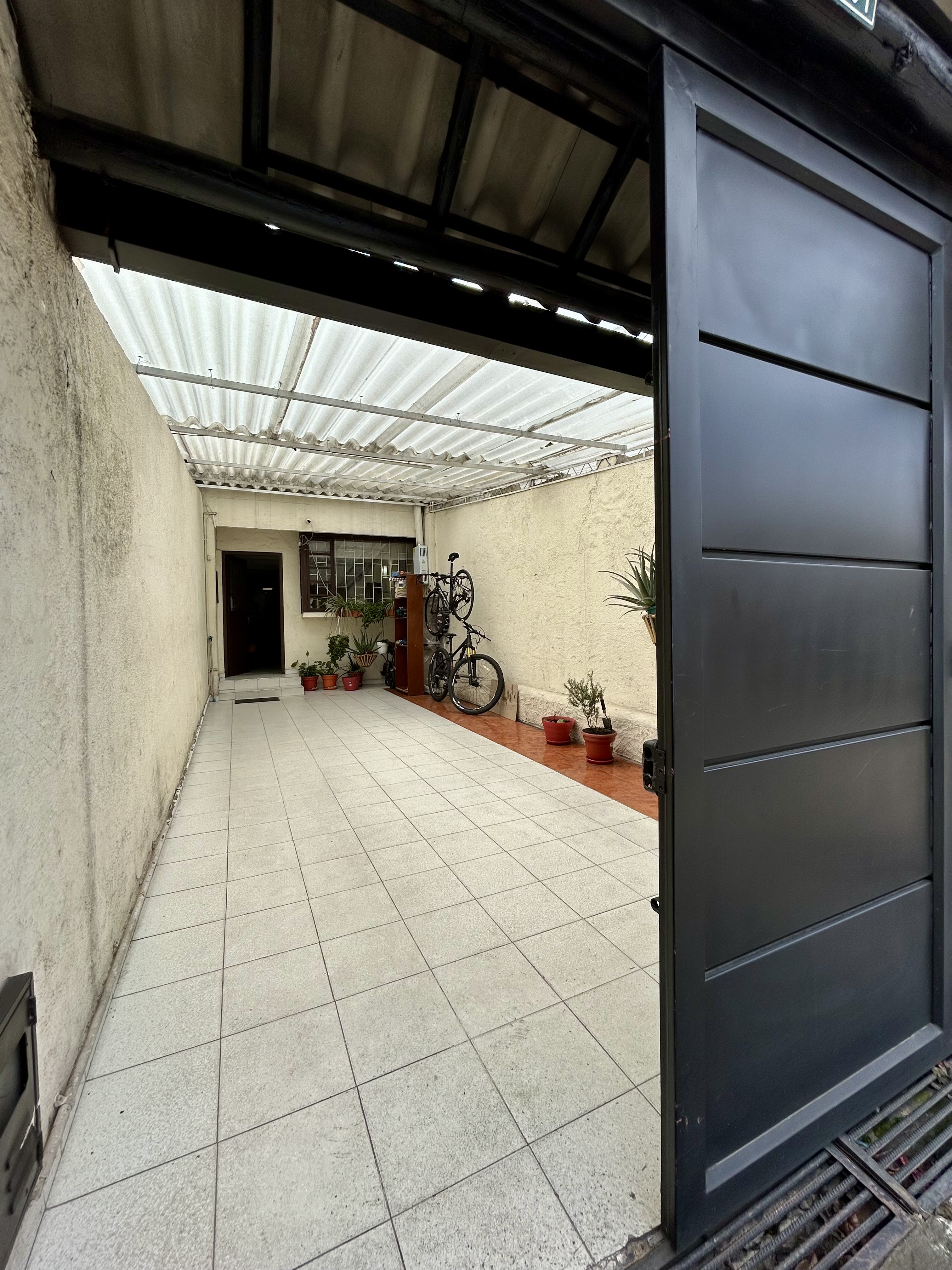 Casa en venta en Cedritos, Bogotá · foto 2 de 16