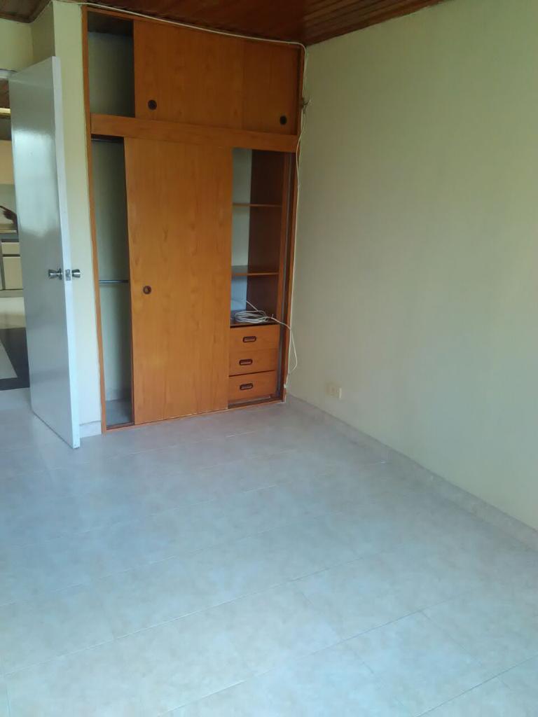 Casa en venta en Engativá, Bogotá · foto 4 de 10