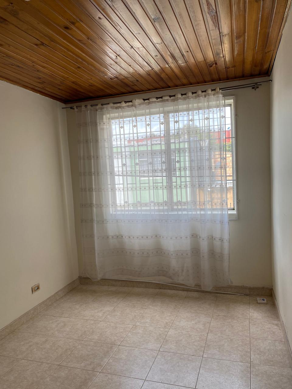 Casa en venta en Engativá, Bogotá · foto 9 de 10