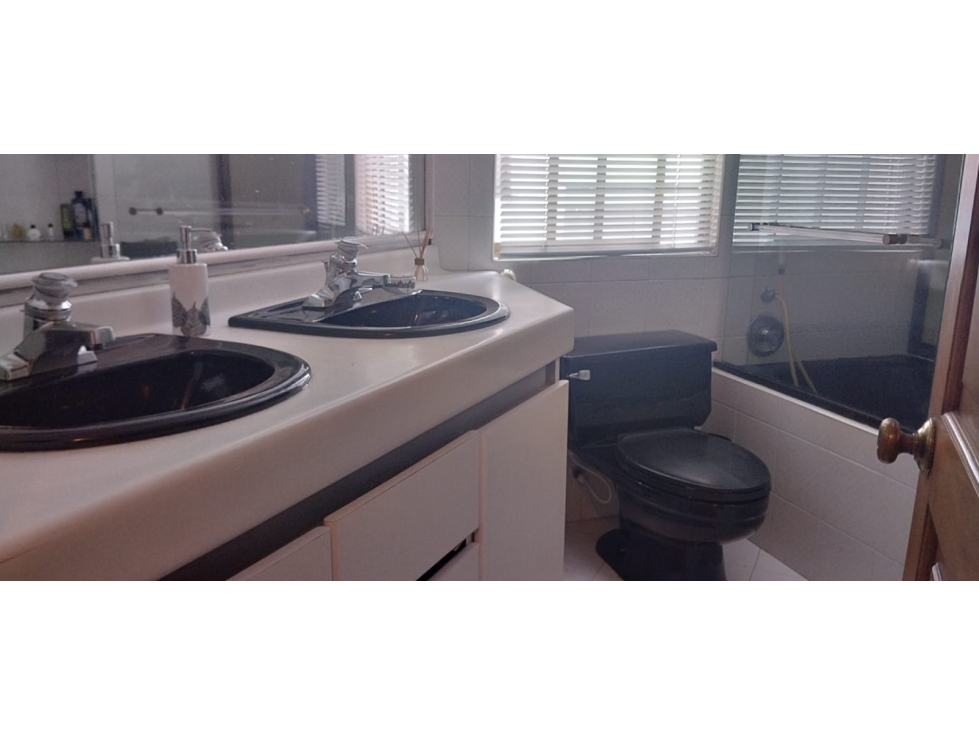 Apartamento en venta en Chicó Alto, Bogotá · foto 14 de 18