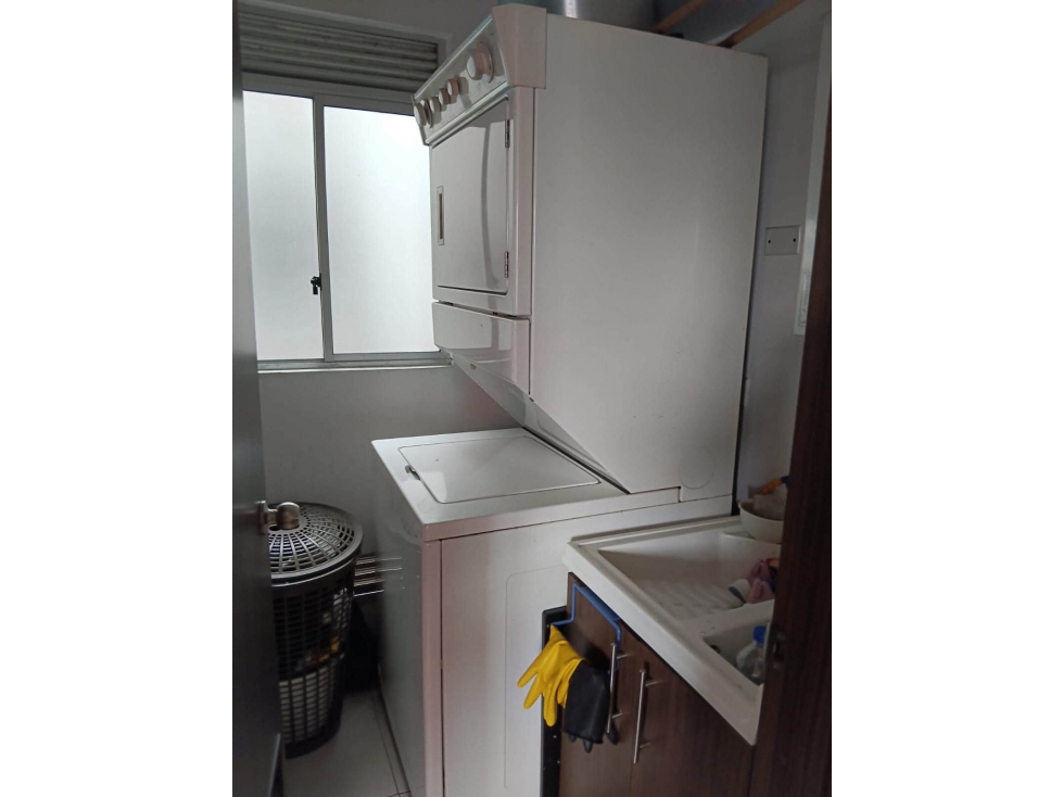 Apartamento en venta en Castilla, Bogotá · foto 8 de 13