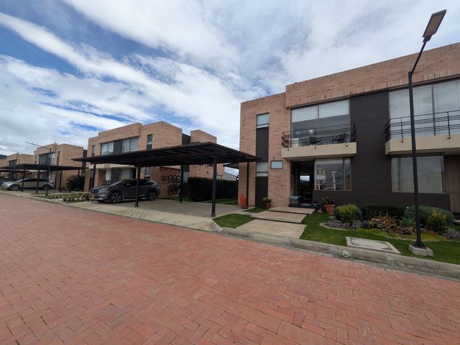 Casa de 3 alcobas en venta en Hacienda Fontanar, Cajicá, 138 m² · foto 6 de 24
