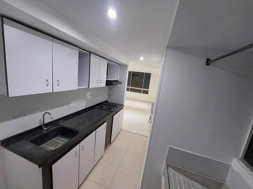 Apartamento en venta en Santa Maria De Suba, Bogotá · foto 2 de 13