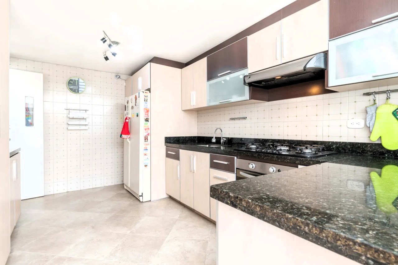 Casa en venta en Cedritos, Bogotá · foto 7 de 16