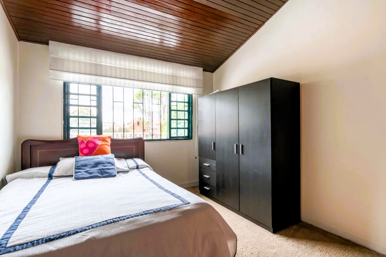 Casa en venta en Cedritos, Bogotá · foto 9 de 16