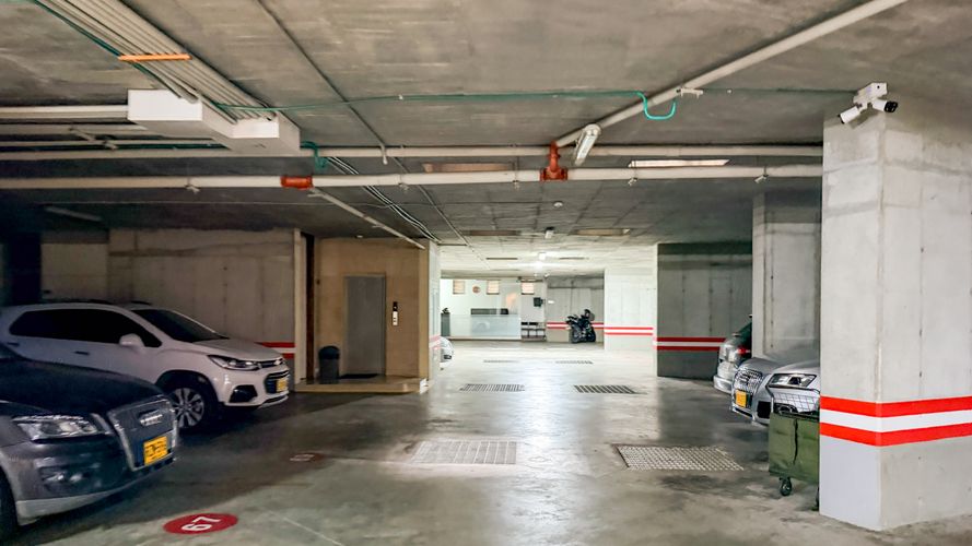 Apartamento en venta en El Refugio, Bogotá · foto 20 de 22