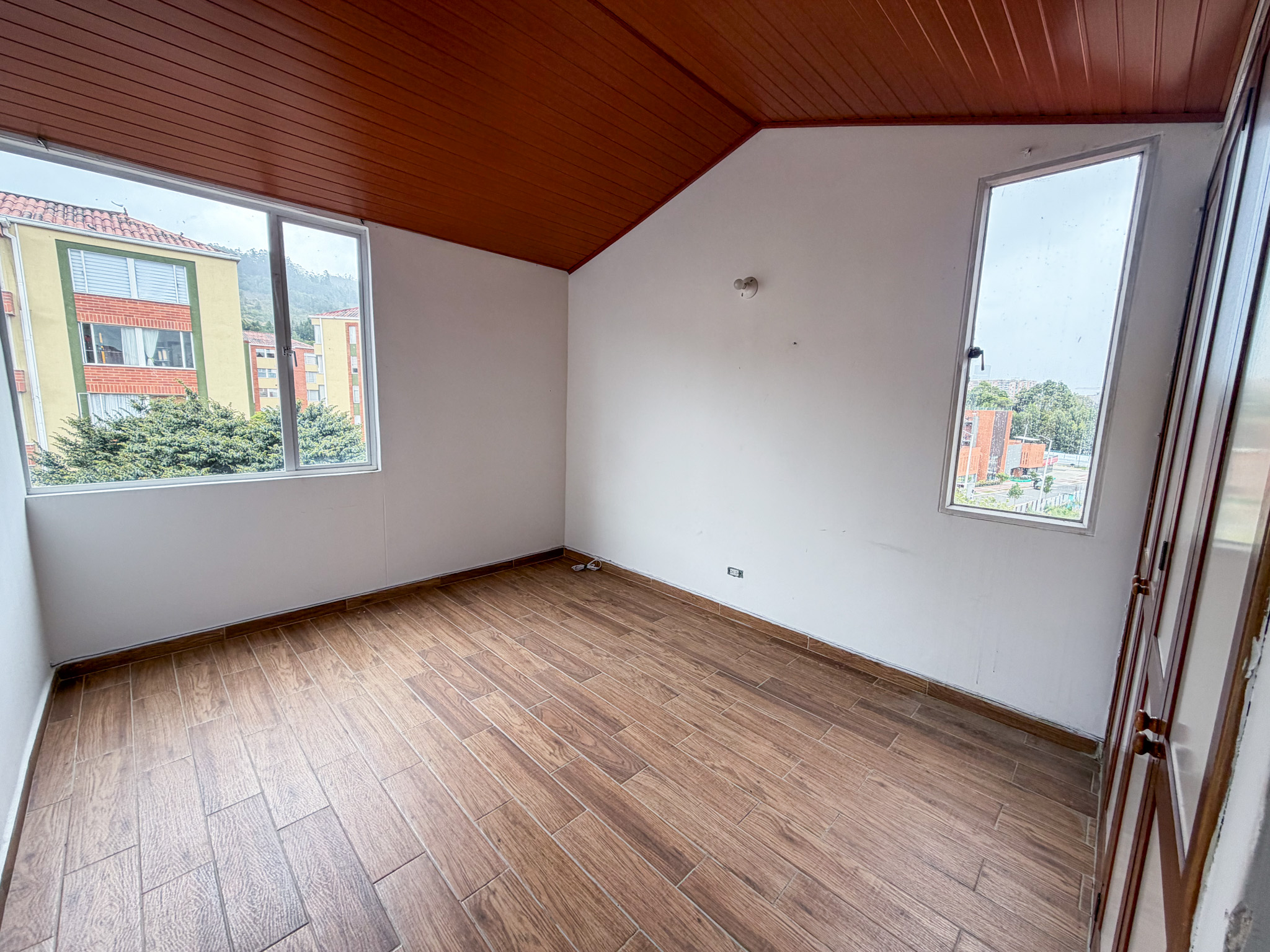 Apartamento en venta en El Redil, Bogotá · foto 5 de 17