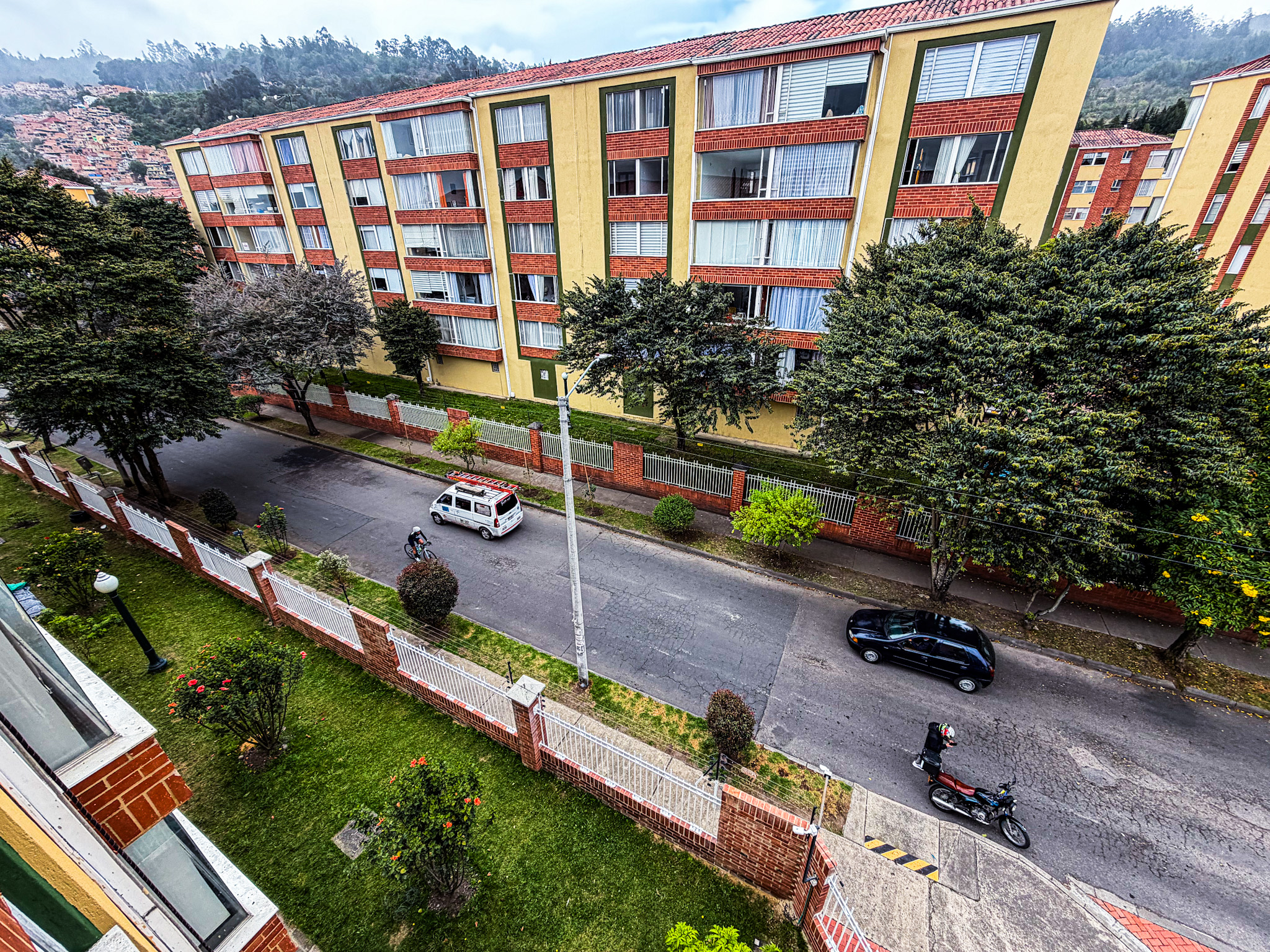 Apartamento en venta en El Redil, Bogotá · foto 6 de 17