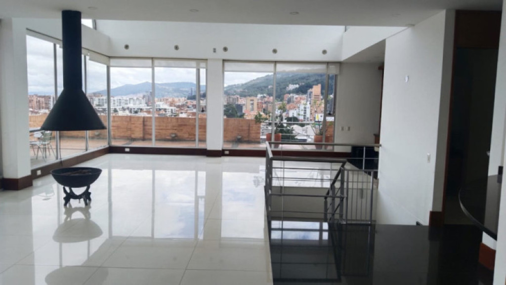 Apartamento en venta en Santa Barbara, Bogotá · foto 7 de 24