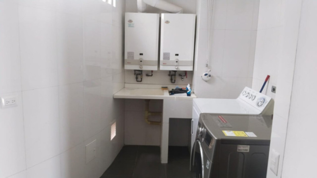 Apartamento en venta en Santa Barbara, Bogotá · foto 10 de 24