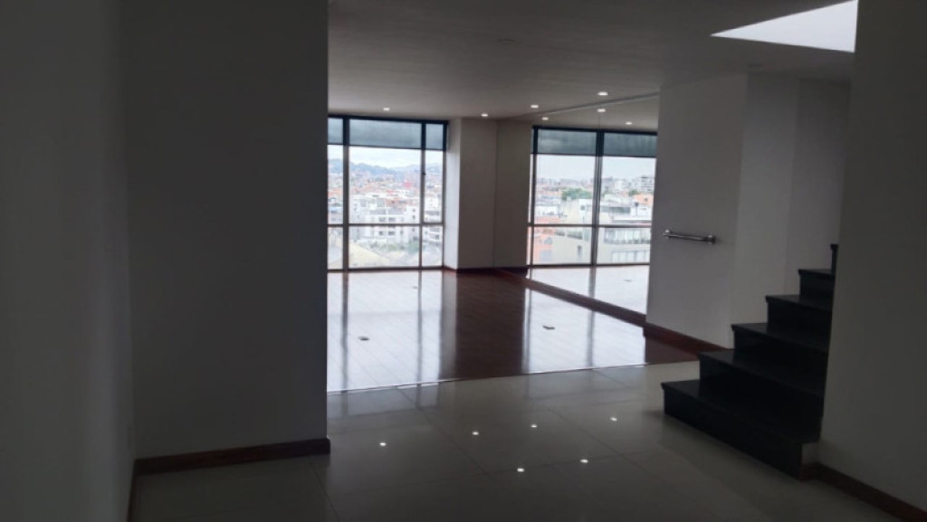 Apartamento en venta en Santa Barbara, Bogotá · foto 15 de 24
