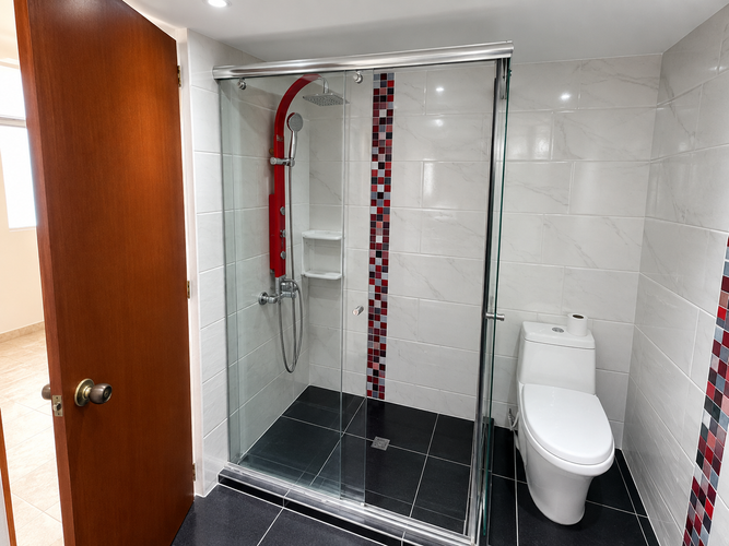 Apartamento de 4 alcobas en venta en Cedritos, Bogotá, 119 m² · foto 3 de 17