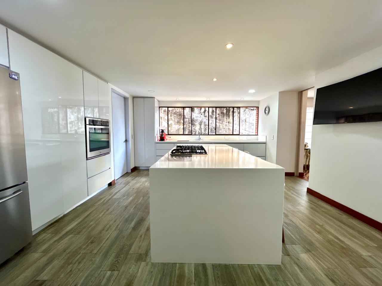 Apartamento en venta en El Refugio, Bogotá · foto 12 de 24