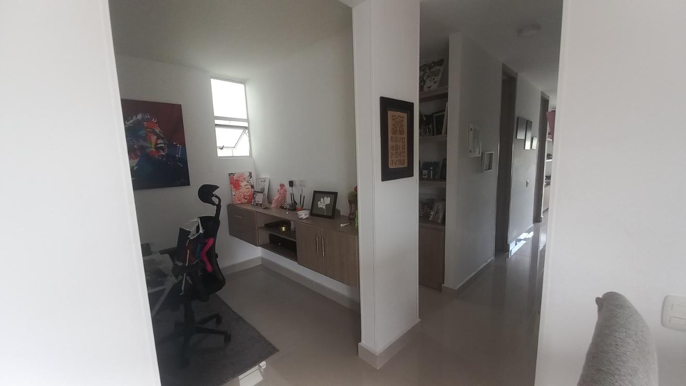 Apartamento en venta en Cr Mapire Hd. Rosablanca, Villavicencio · foto 8 de 19