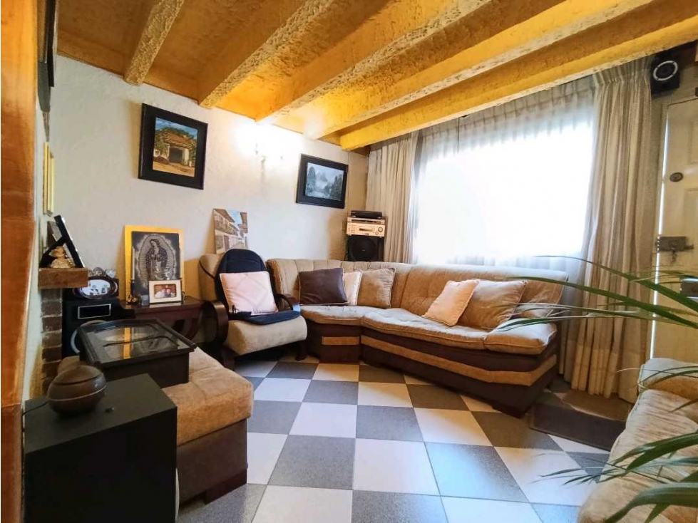 Casa en venta en Engativá, Bogotá · foto 2 de 20