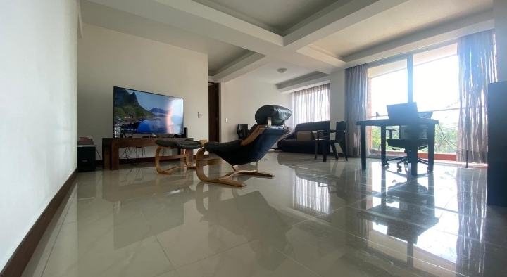 Apartamento en venta en La Julita, Pereira · foto 2 de 13