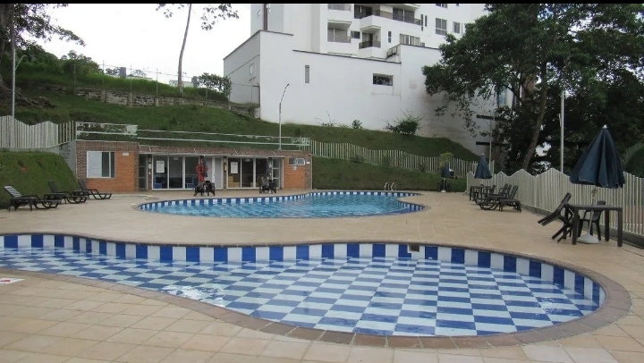 Apartamento en venta en La Julita, Pereira · foto 9 de 13