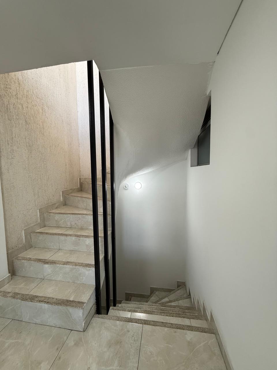 Casa en venta en Fontibon, Bogotá · foto 2 de 12