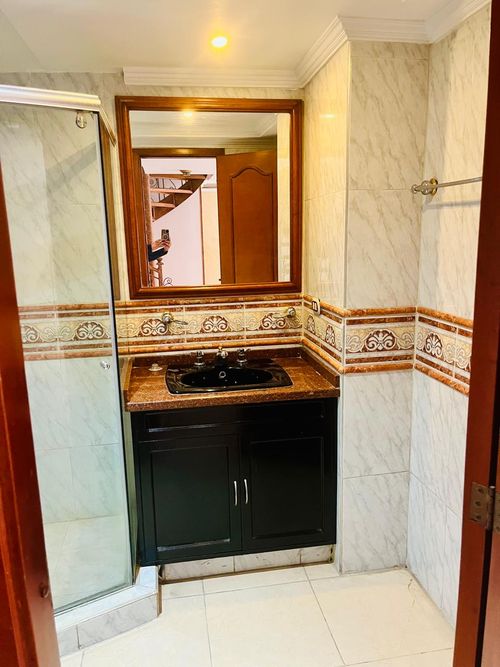 Apartamento de 3 alcobas en venta en Colina Campestre, Bogotá, 190 m² · foto 10 de 24