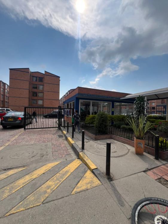 Apartamento en venta en Fontibon, Bogotá · foto 2 de 14