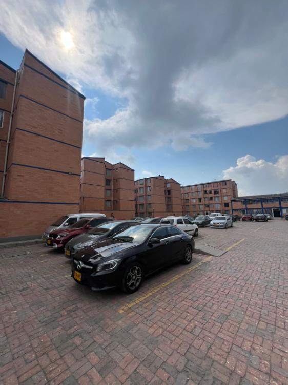 Apartamento en venta en Fontibon, Bogotá · foto 4 de 14