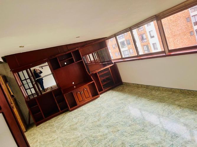 Apartamento de 3 alcobas en venta en Colina Campestre, Bogotá, 190 m² · foto 23 de 24