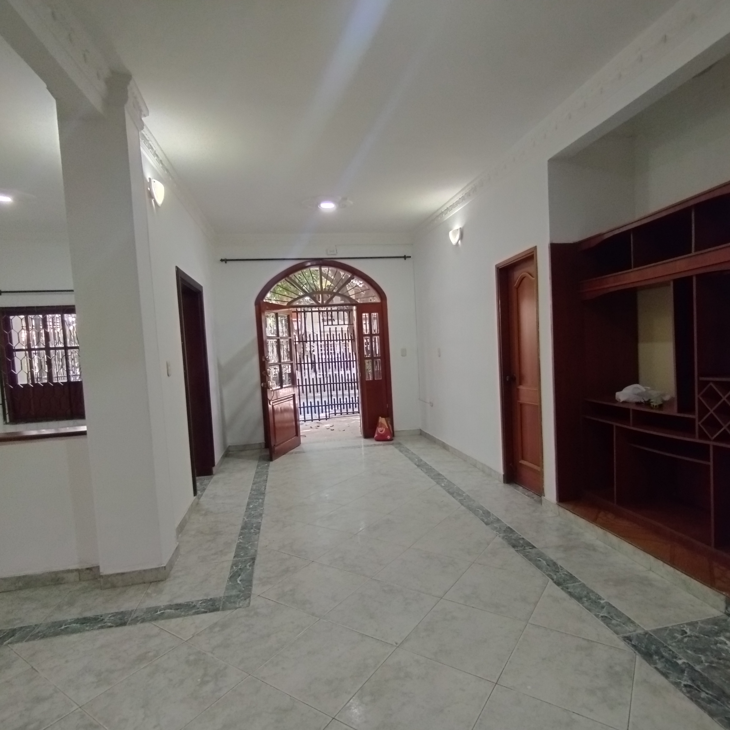 Casa en venta en Los Alcazares, Santa Marta · foto 2 de 20