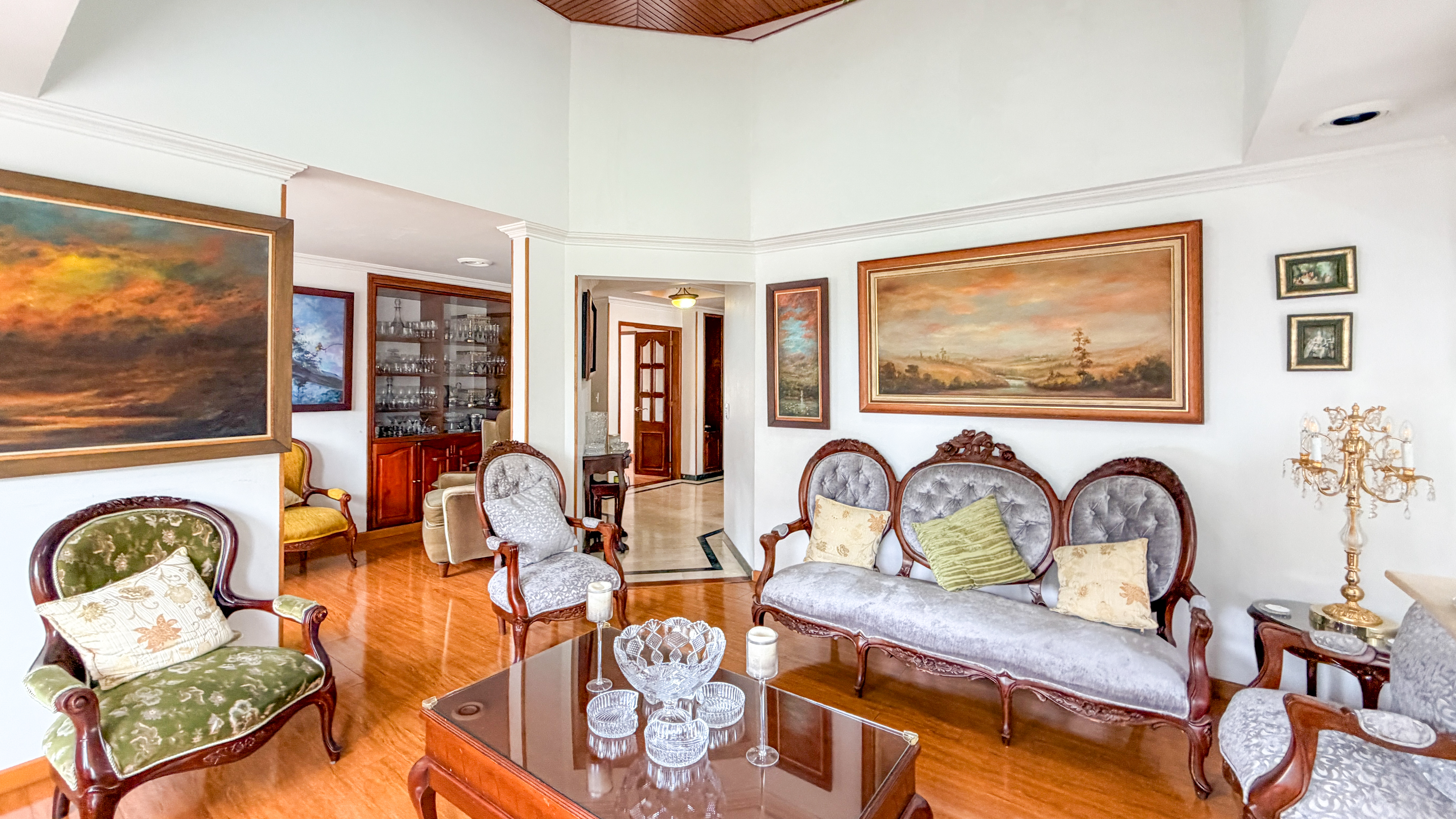 Apartamento en venta en San Patricio, Bogotá · foto 2 de 16