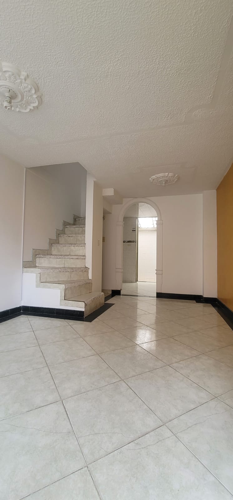 Casa en venta en Engativá, Bogotá · foto 5 de 12