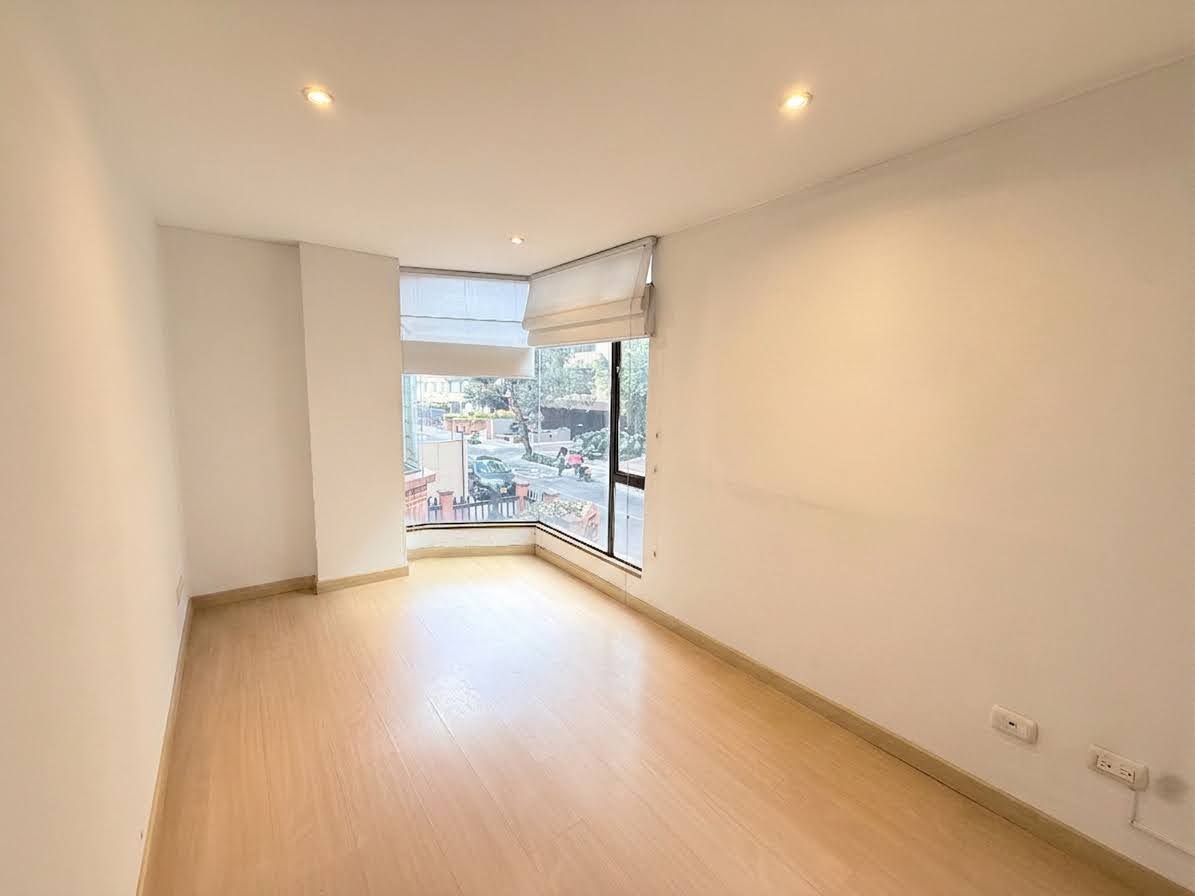 Apartamento en venta en El Virrey, Bogotá · foto 6 de 18