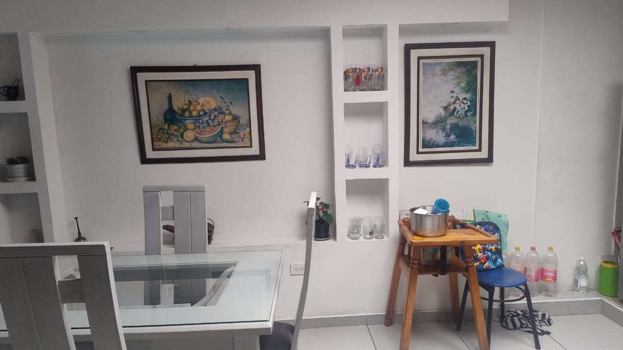 Casa en venta en Engativá, Bogotá · foto 3 de 24
